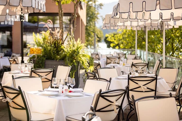 Lulu. Restaurant, Café & Bar