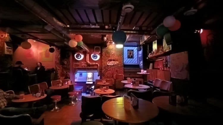 Zappa Music Bar