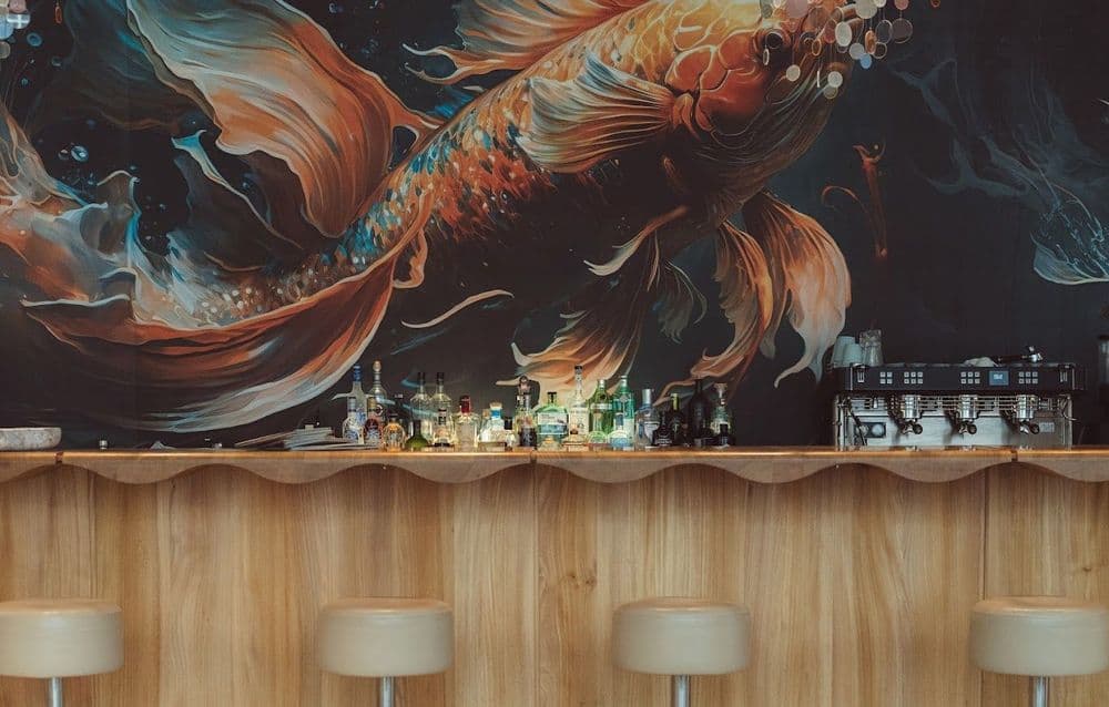 LUX Restaurant & Bar
